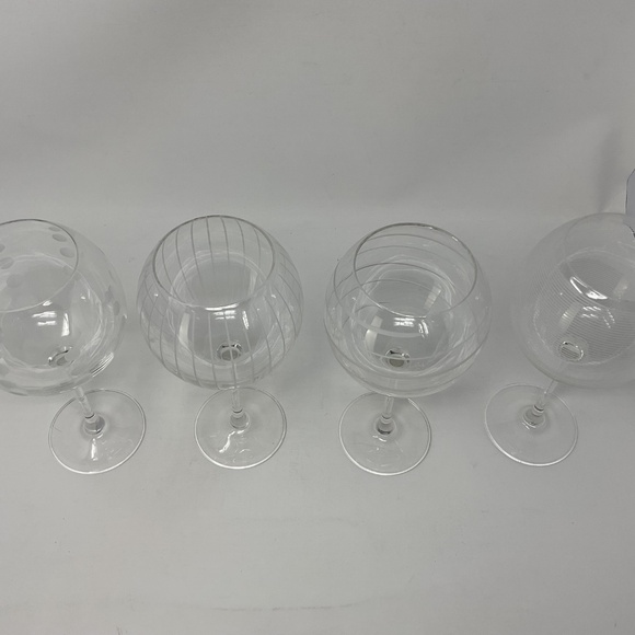 NEW Set of 4 Mikasa Cheers Balloon Goblet Glasses - Picture 11 of 11